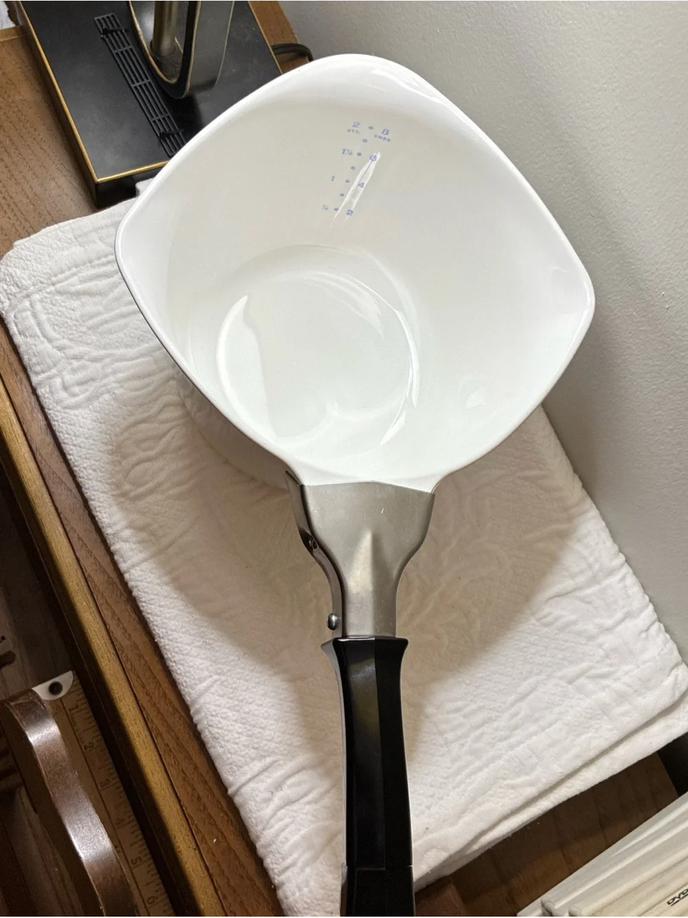 CORNING WARE Blue Cornflower 2 qt Measuring Cup Sauce Maker & Handle Vintage